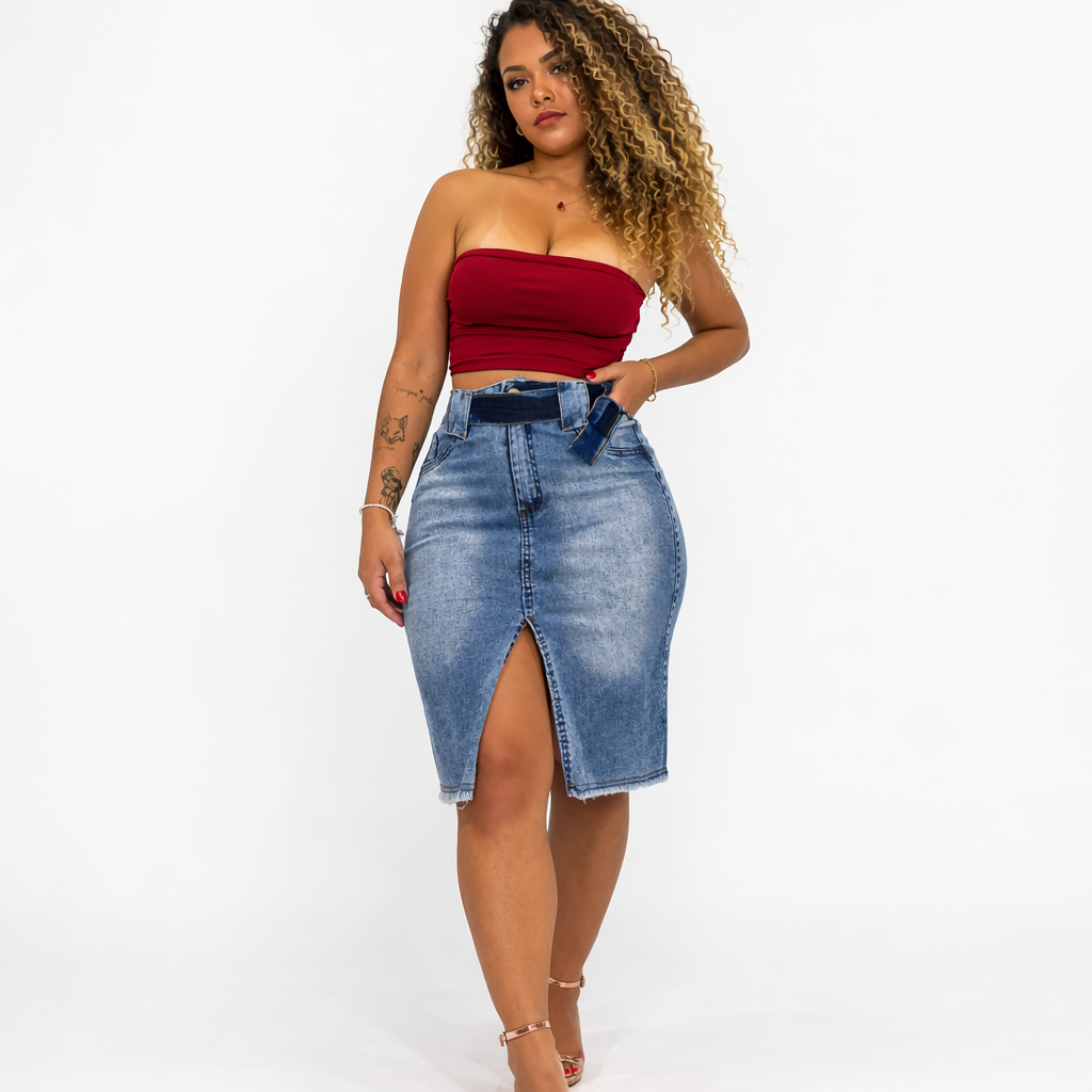 Saia Jeans Feminina Midi Cintura Alta com Fenda Frontal e Cinto